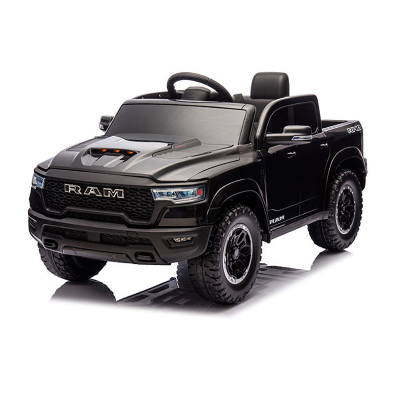 Xe đồ chơi trẻ em được cấp phép cho trẻ em lái xe